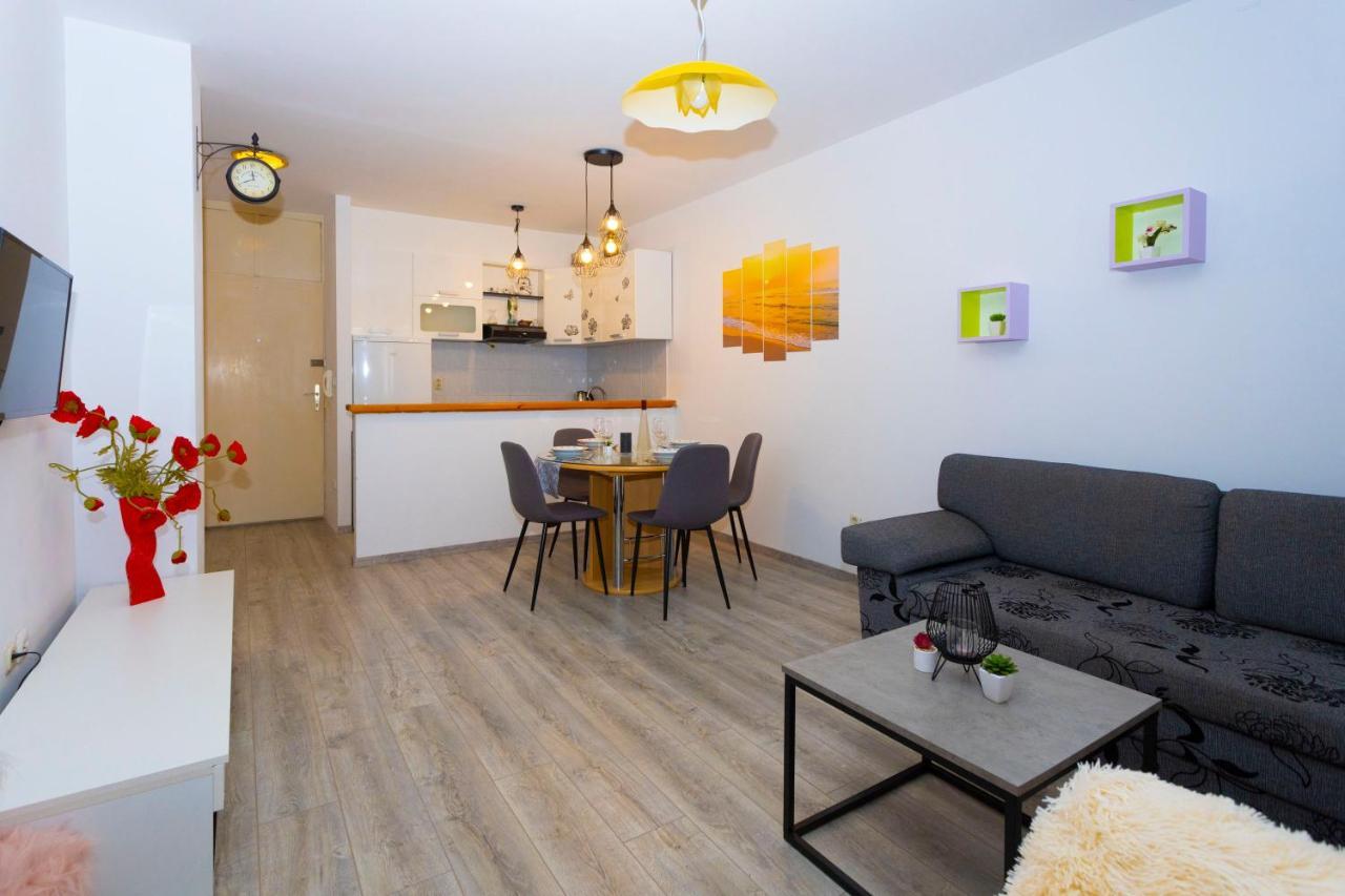 Apartman Angie Makarska Bagian luar foto