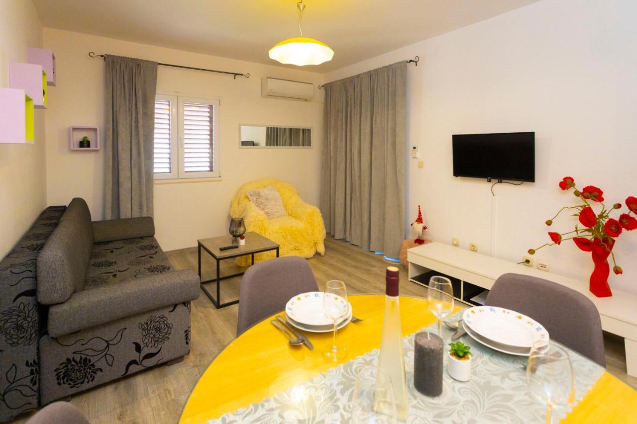 Apartman Angie Makarska Bagian luar foto